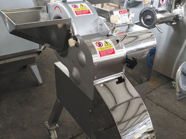 臺(tái)灣果蔬切丁機(jī)